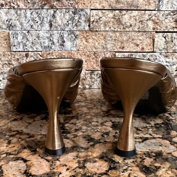 Balenciaga Women's Drapy Slide Sandal Gold - Picture 5 of 9